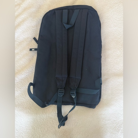 Dutch Bros backpack - Picture 2 of 2